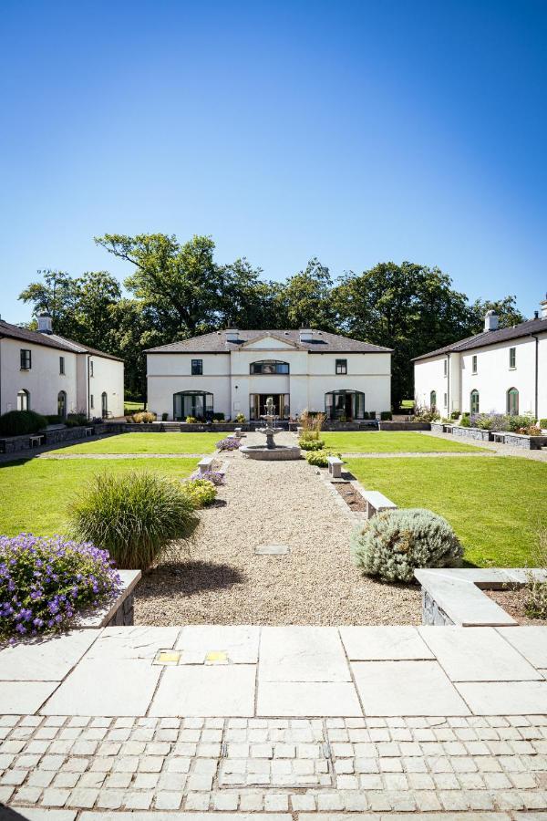 Appartement Escape Ordinary At Castle Hume à Enniskillen Extérieur photo