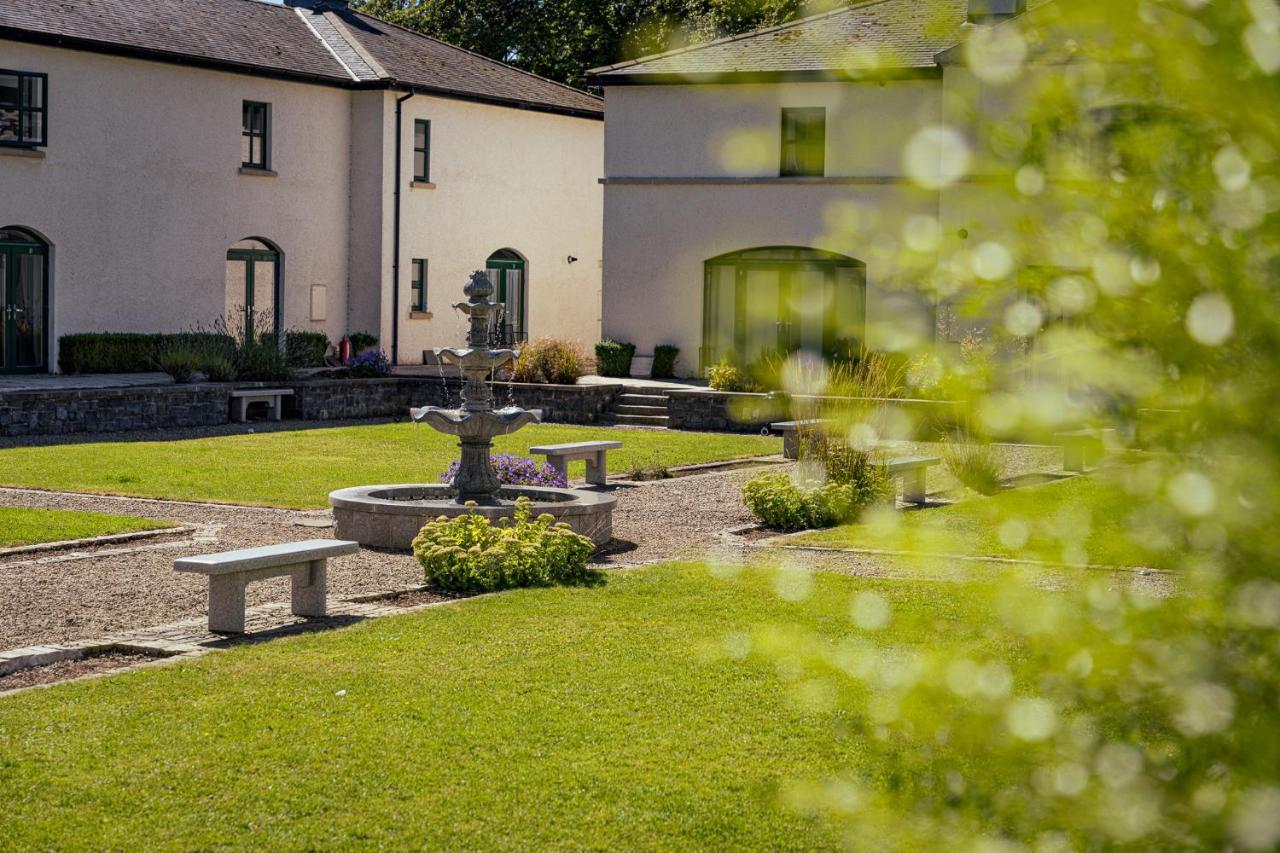 Appartement Escape Ordinary At Castle Hume à Enniskillen Extérieur photo