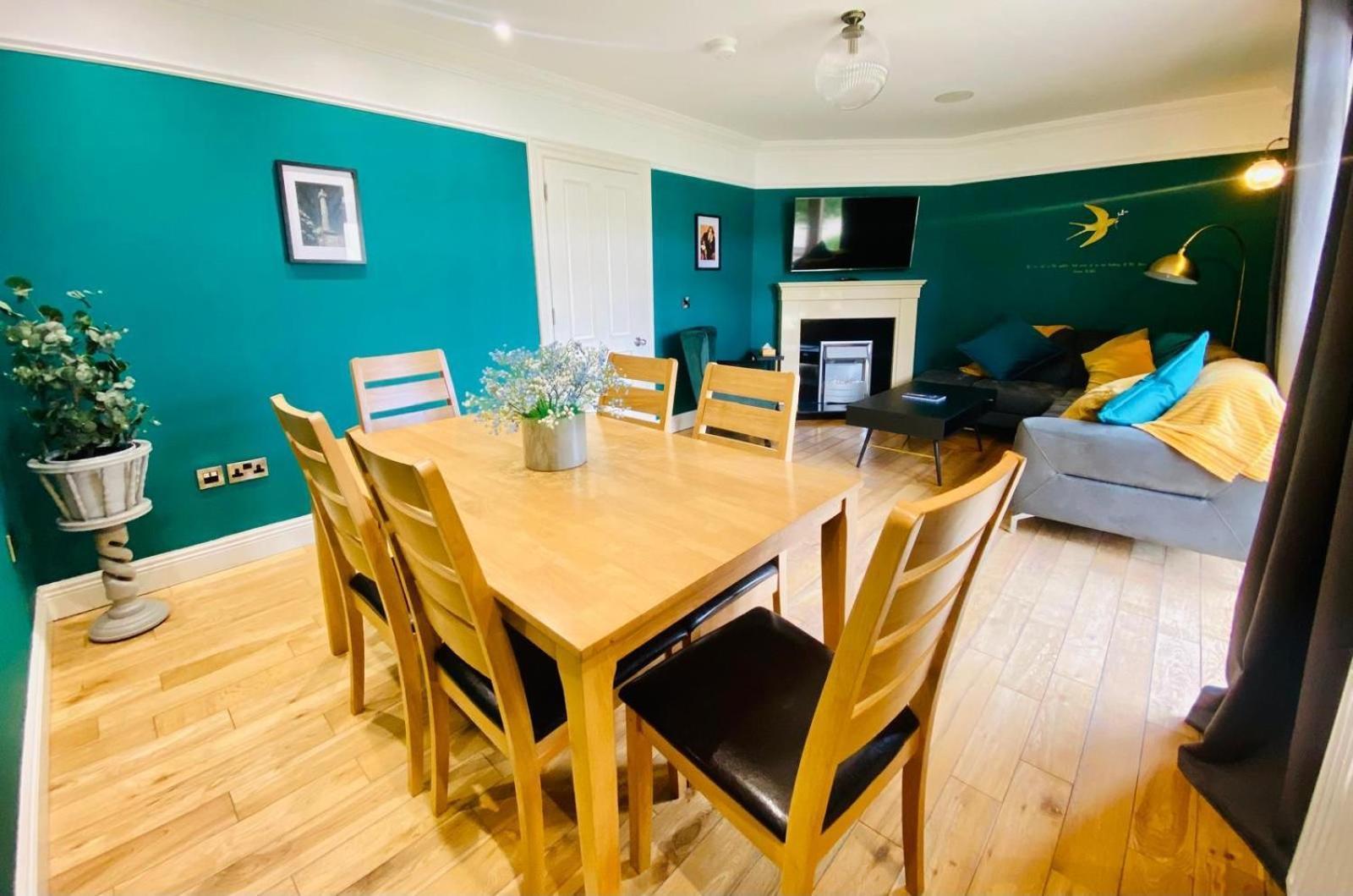 Appartement Escape Ordinary At Castle Hume à Enniskillen Extérieur photo